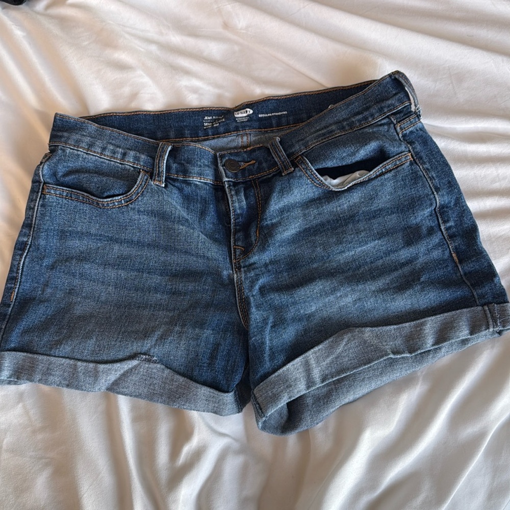 Old Navy Semi Fitted Jean shorts